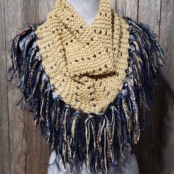 NEW Hand Knitted Beige Navy Blue Infinity Boho Cowl Scarf Fringe Knit Coastal - Picture 4 of 6